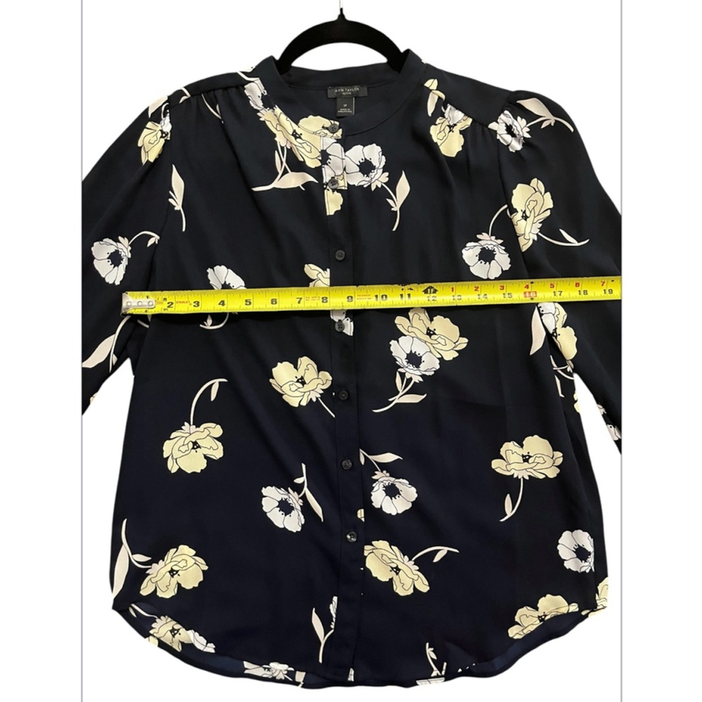 Ann Taylor Petite Sunny Poppy Nehru Collar Blouse, Size: SP, Navy Floral - Picture 5 of 9